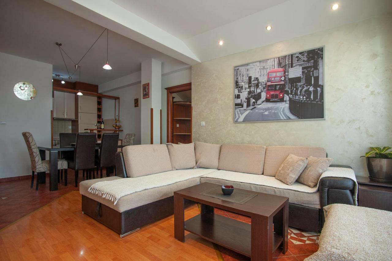 Dobrljanin Lux Apartment 부드바 객실 사진
